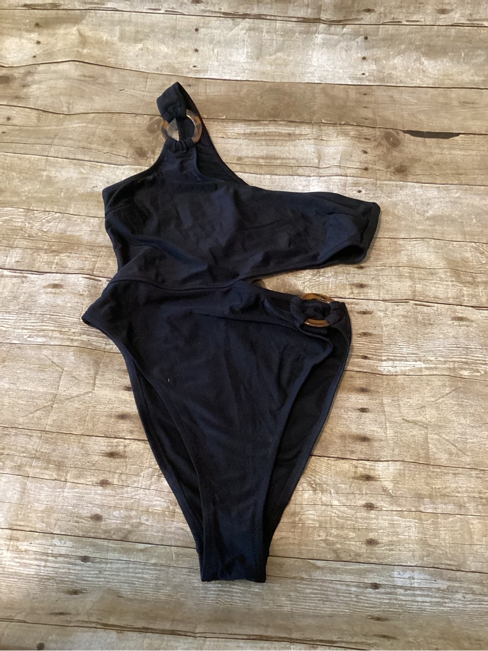 Forever 21 Black One-Shoulder Cutout One-Piece Swimsuit